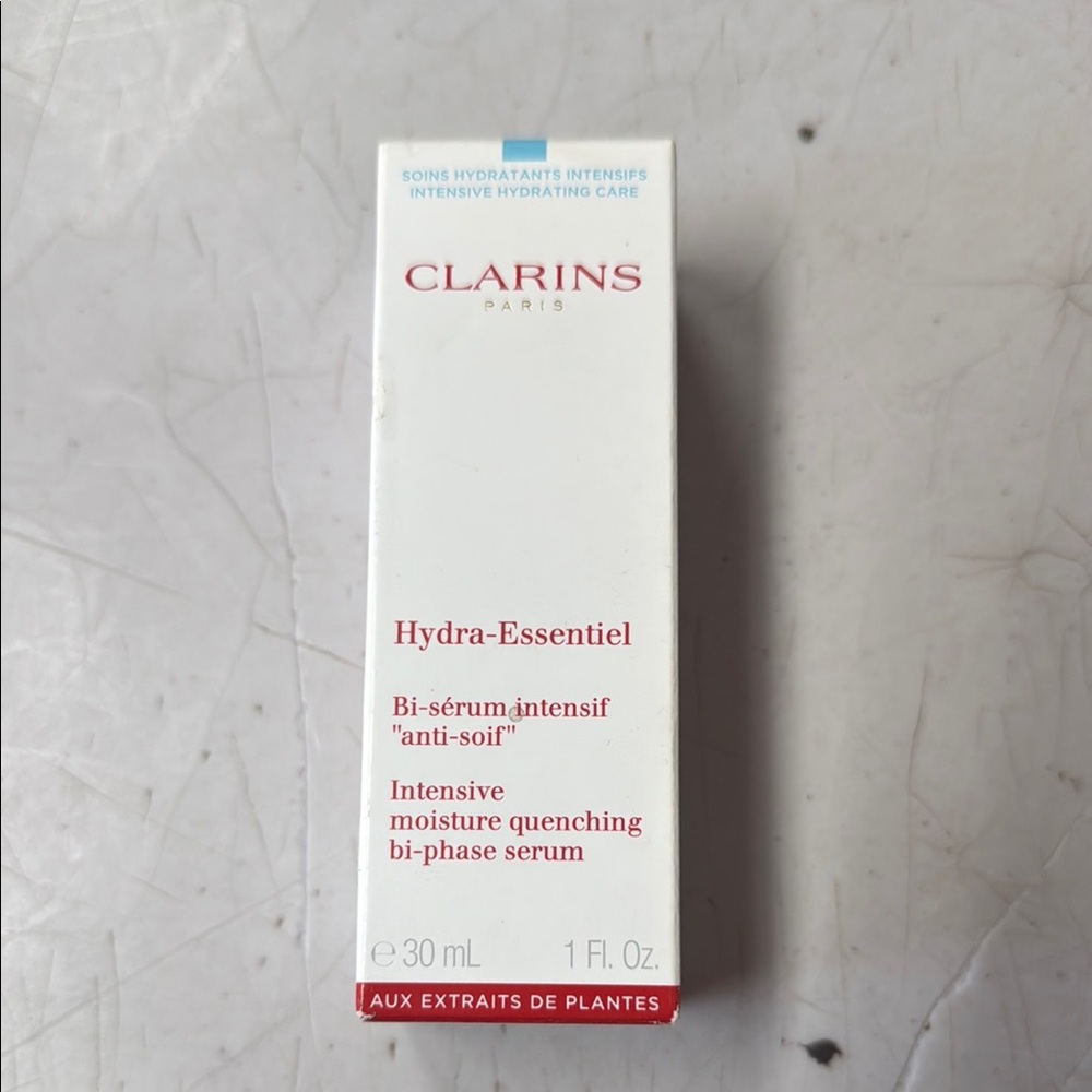 Clarins Hydra-Essentiel Bi-Phase Serum - White and Red